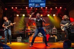 Presse 2 Abenteuerland - Die PUR Coverband