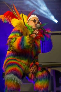 Elton John Tribute - Eltonology 243