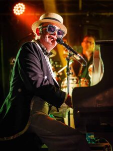 Elton John Tribute - Eltonology 248