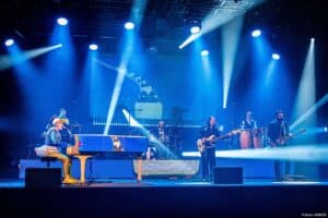 Elton John Tribute - Eltonology 237